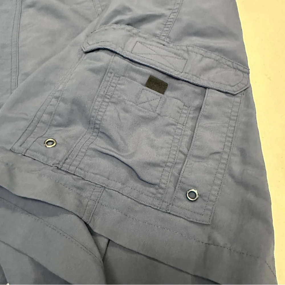 Bass Pro Shops Blue Cargo Shorts with Elastic Waistband waist‎ 48